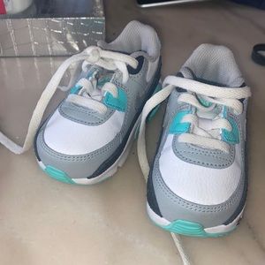 Slight worn toddler Nike air maxes